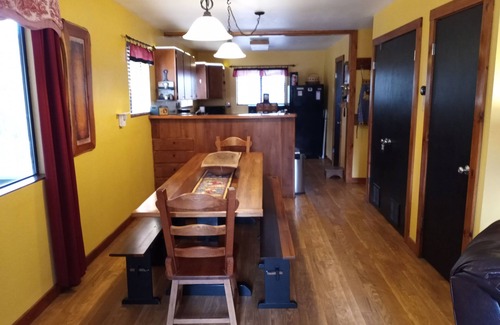 Cloudcroft Cabin | A family bed and breakfast without the host!