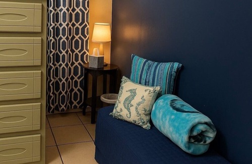 Tupelo House | A Family Haven N' Heart of Tupelo: 4 Bedrooms, 6 Beds, 1.5 Baths Sleeps 8 or 9