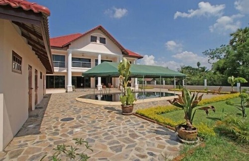 Ta Noen House | A fantastic calm big house with a great lakeview!