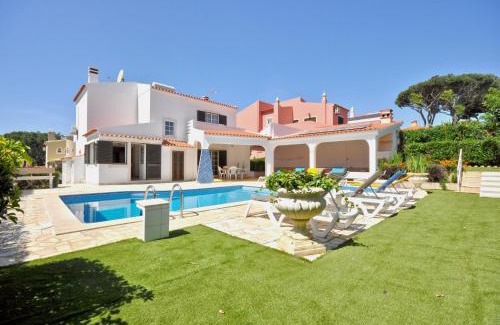 Quarteira Villa | A Fantastic Place for Families, Hilton Hotel are and close to amenities