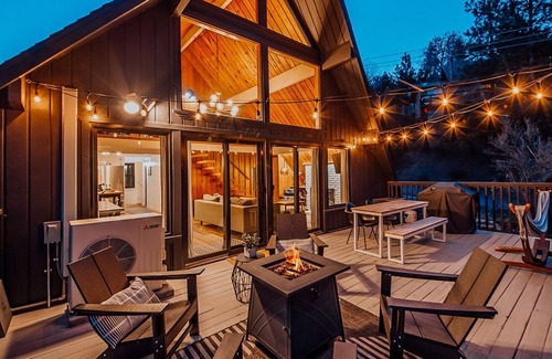 Lake Arrowhead Cabin | A-Frame Cabin / Large Deck / Forest Views / Firepit / Dogs