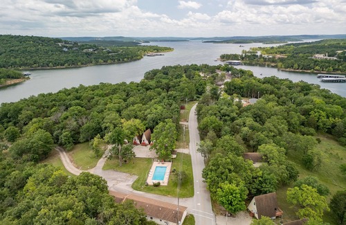 Indian Point Cabin | A-Frame Cabin on Table Rock Lake- by SDC!