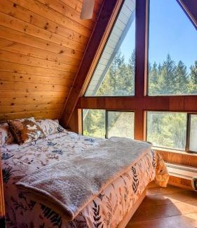 Brookings House | A-Frame Cabin with Sauna Deja Vu