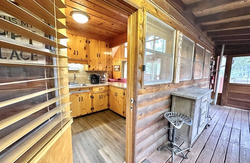 Lakeside Cabin | A-frame in Lakeside - King Bed, gas firepit, fenced yard