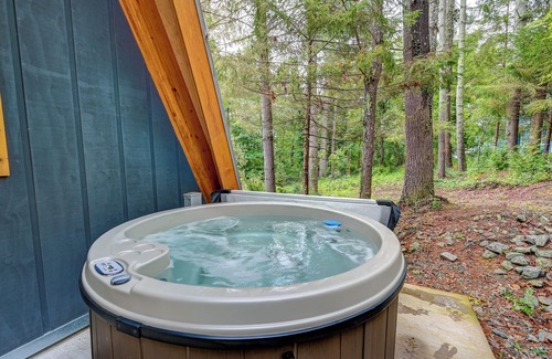 Valley Hill Cabin | A-Frame Nest: Modern A-Frame | 3BR + Loft | Hot Tub & Fireplace