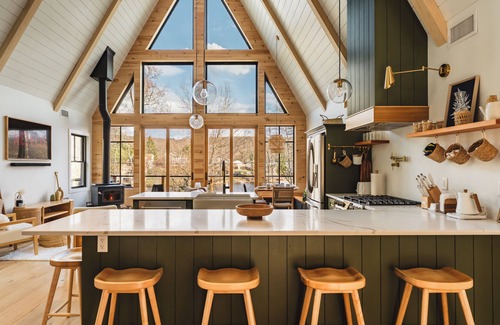 West Milford Cabin | A-Frame private lake Hot Tub + Lakefront Views NJ