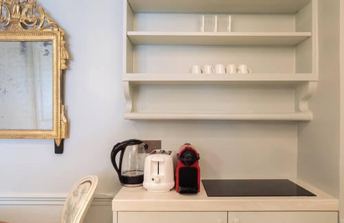 Saint-Thomas-d'Aquin Apartment | A French Chic 1-BDR Apartment in Saint Germain