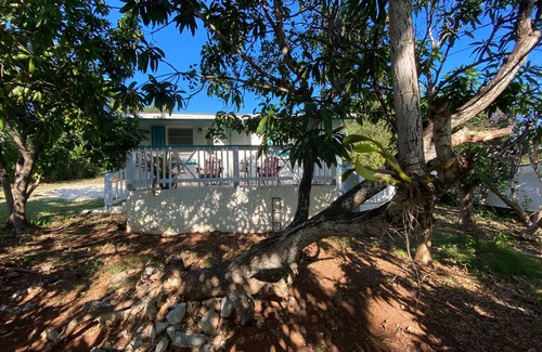 Gregory Town House | A garden oasis for the nature lover who likes modern comforts
