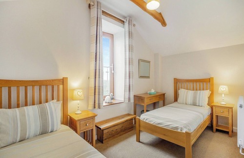 Llancarfan Cottage | A gem in the Welsh countryside.