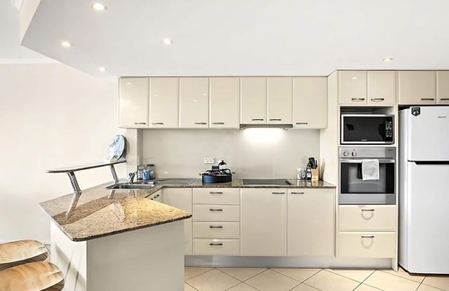 Nambucca Heads Apartment | A genuine lifestyle haven overlooking the beautiful Nambucca River and ocean views.