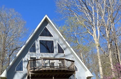 Cadiz House | A getaway in the A-frame on the lake. Life is great by the lake!