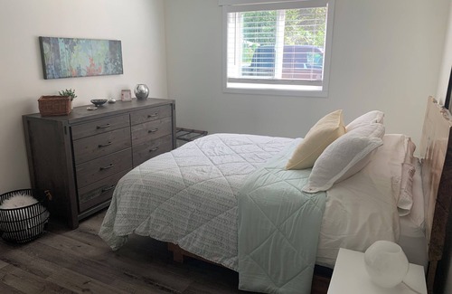 Chemainus House | A getaway within the Cowichan Valley. Bike, walk to experience this quaint area