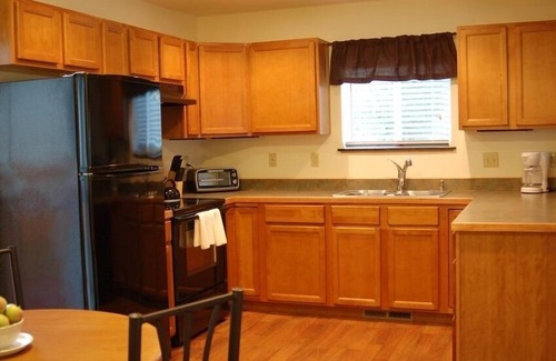 Columbia Falls House | A Glacier's Bungalow on River's Edge Park. Family and Pet friendly.