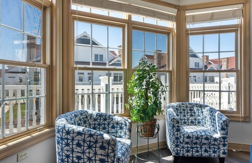 Sheboygan Condo | A Glorious Getaway Sheboygan - LUX Lake Condo