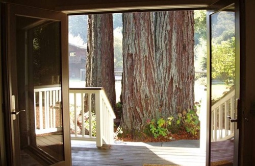 Cazadero House | A Grand Family Retreat Among the Redwoods
