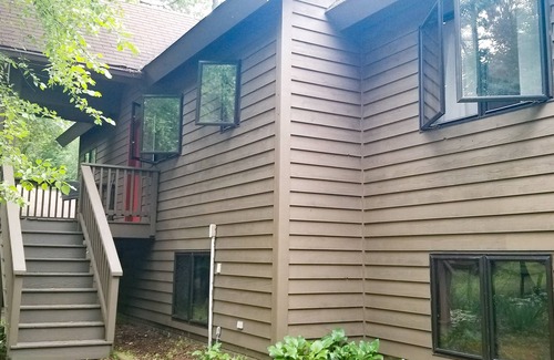 Pepin House | A great gathering place at the lake with beach access + waterfront amenities