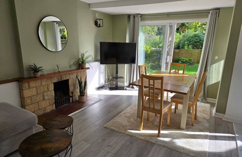 Headington House | A great place for working professionals/or the whole family