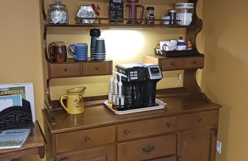 Mansfield House | A Groovy blast from the 70's awaits in this retro guest house .Pet friendly