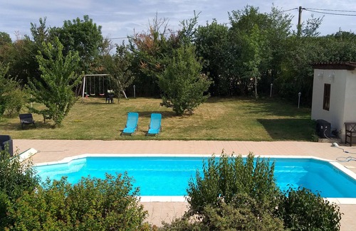 Lys-Saint-Georges House | A haven of peace in the countryside with private pool.