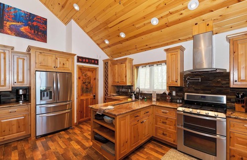 Fawnskin Cabin | A Heavenly View by Destination Big Bear : Million Dollar View in this Beautifully Remodeled Custom Home in North Shore! Lake Views! Game Table! Pet Friendly!