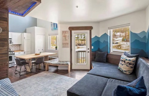Whitefish House | A Hidden Gem on Whitefish Mountain - 6 Beds - Sleeps 12