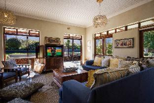 Swellendam Cabin | A Hilltop Country Retreat
