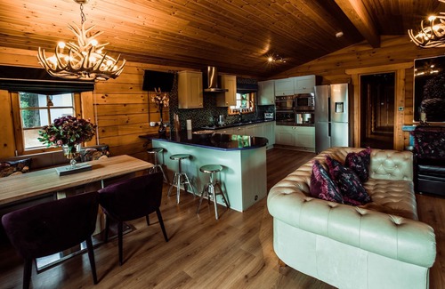Bridlington Cottage | A holiday home that sleeps 14 guests in 5 bedrooms