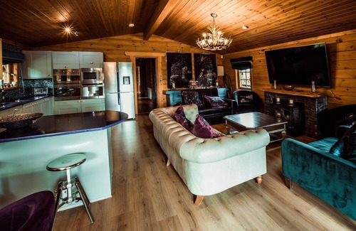 Bridlington Cottage | A holiday home that sleeps 14 guests in 5 bedrooms