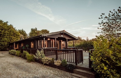 Bridlington Cottage | A holiday home that sleeps 14 guests in 5 bedrooms