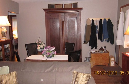 Southside House | 'A Home Away From Home' For 2 To 7 People No Smoking No Pets
