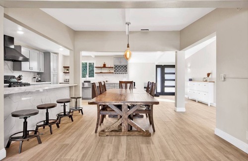 Reseda House | A home away from home. Newly Renovatednn