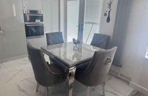 Manchester House | A home away from home