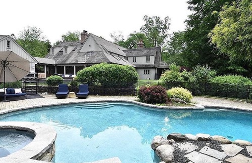 Norwalk House | A home away from home, close to downtown and the beach.