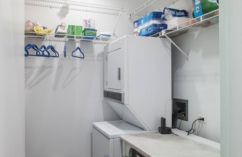 Old Town Triangle House | A home away from home!
