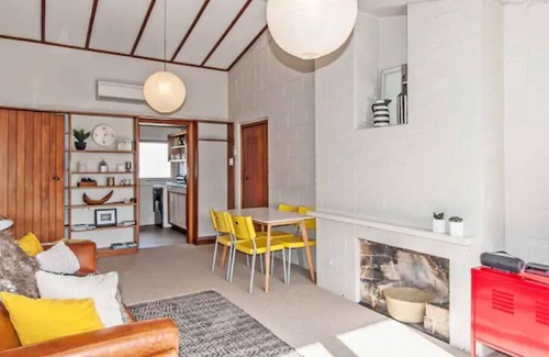 Saint Albans House | A HONEY FOR THE MONEY IN MERIVALE