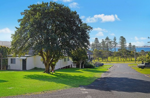 Crescent Head House | A Hop, Skip & Jump Onto The Beach