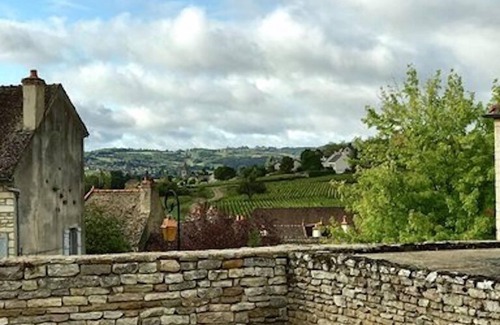 Mercurey House | A house from 1733: calm and change of scenery in Burgundy