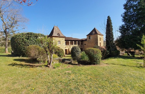Puy-l'Eveque House | A house of character