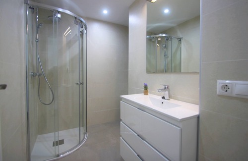 Vista Hermosa Apartment | A jewel just 100 meters from Postiguet beach, with sea views.
