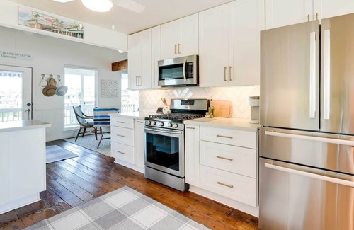 Jamaica Beach House | A Jolly Beach Home in Jamaica Beach, Water Views!