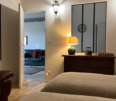 Bagnols-sur-Ceze Apartment | A l Aube du Midi