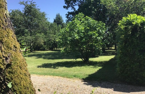 Montcaret Bed & Breakfast | A L'Olivier