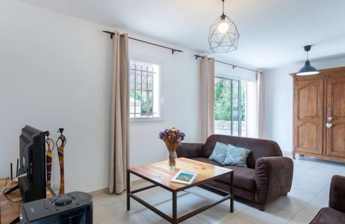 Laudun House | A la porte d'Avignon by Interhome