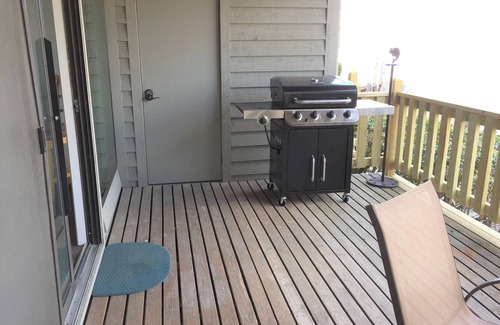 Hot Springs Condo | A Lakefront Paradise! On Beautiful Lake Hamilton - Minutes to Oaklawn!