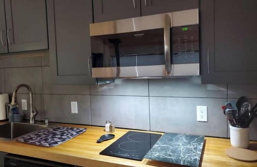 Minerva Cottage | A lakeside retreat