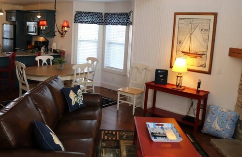 Branson Resort | A Lakeside Retreat with Storybook Charm and Family Fun- 2 Bedroom Cottage