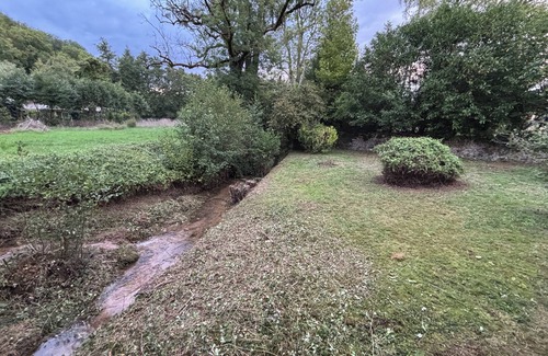 Saint-Pere House | A legendary night in Gainsbourg's room at the Moulin des marguerites!