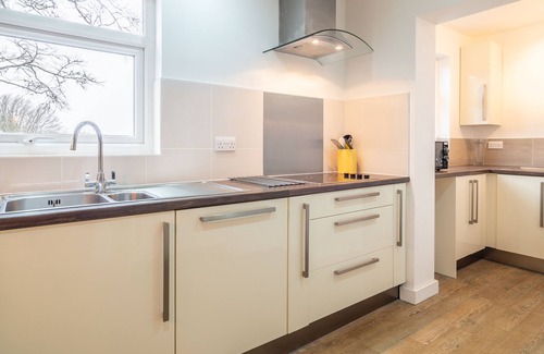 St. Agnes House | A light and spacious, three-bedroom property near all the amenities in St Agnes.
