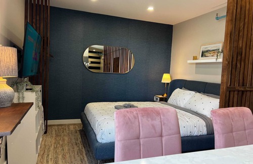Downtown Apartment | A Little Beachy, Cozy Studio