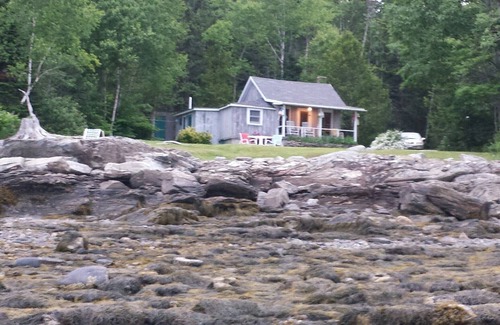 Hancock Cottage | A Little Bit of Paradise on the Maine Coast